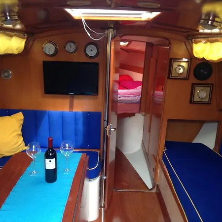 Velero En Lanzarote Ramirez Bateau-hôtel *